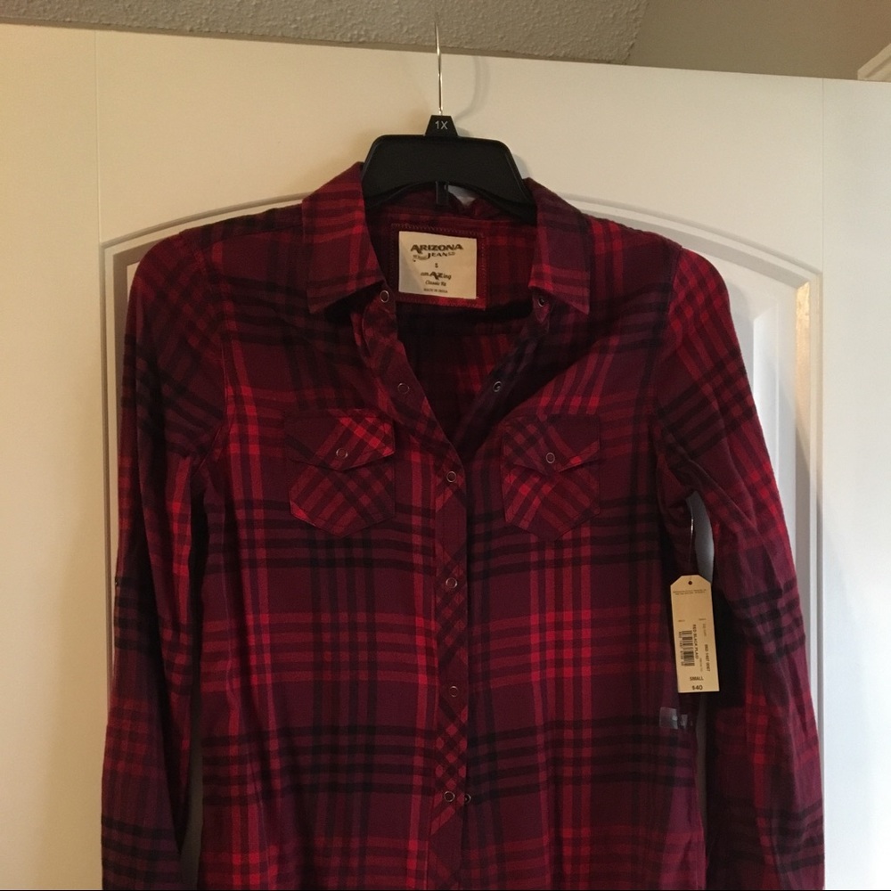 NWT Arizona plaid long sleeve